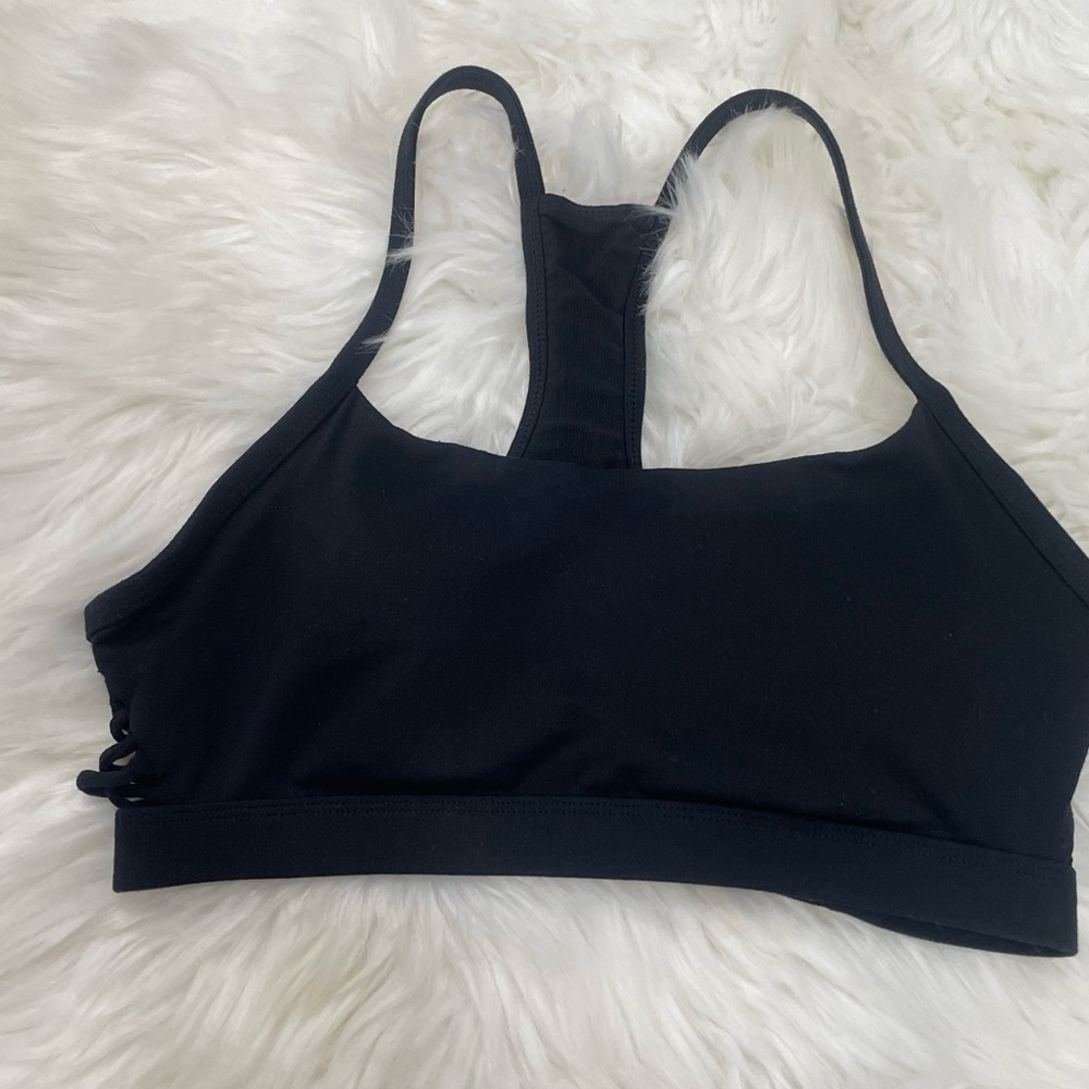 Fabletics bra